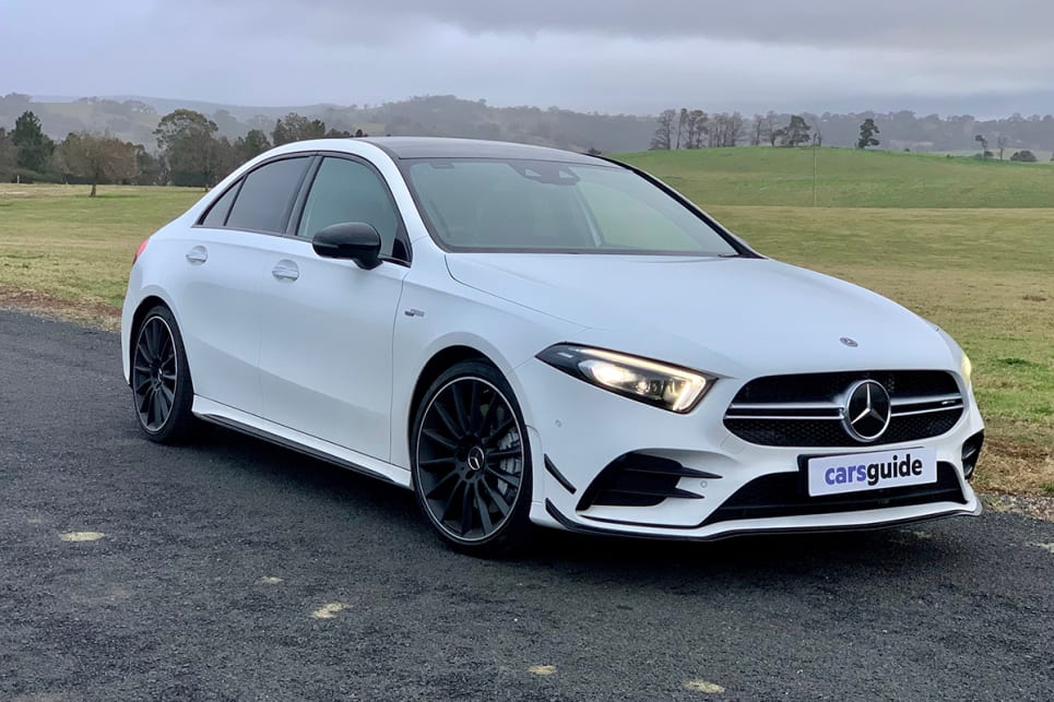 Mercedes-AMG A-class 35 4MATIC Седан купить в Киеве: цены и характеристики